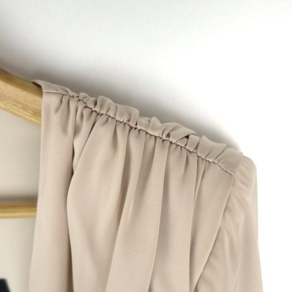 BNWT Revolve x NBD Imogen Tie Front Long Sleeve Top in Champagne S - Picture 6 of 13